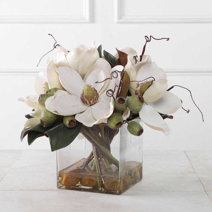 Dobbins Magnolia - Bouquet