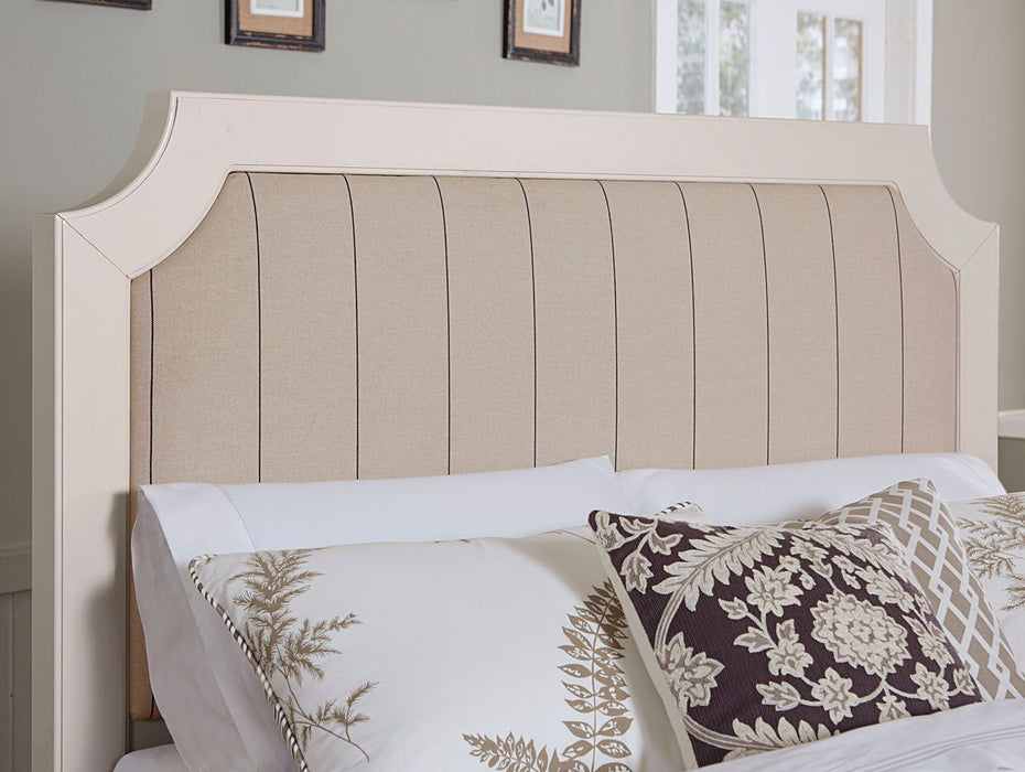 Bungalow - Upholstered Bed