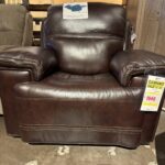Floor Model — Flexsteel Power Recliner