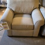 Floor Model Flexsteel Chair
